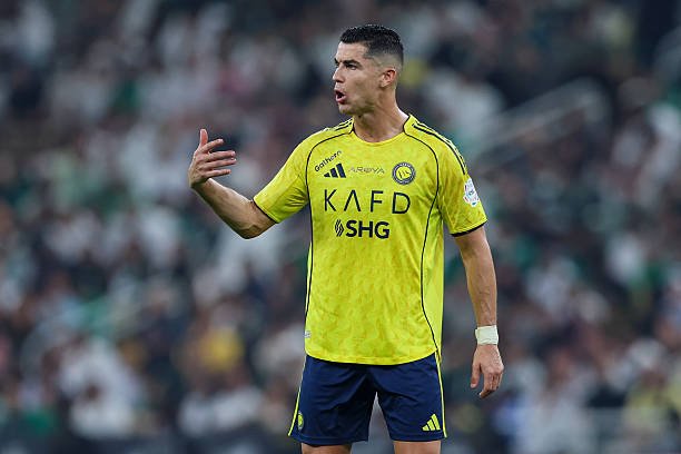 Ronaldu «Al Ahli» sport direktori bilan tortishib qoldi