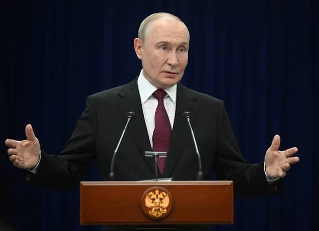 Putin Ukraina va uning ittifoqchilarini “xalqaro terrorizmning sheriklari” deb atadi