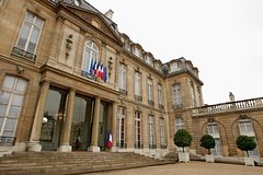 Emmanuel Makron jamoasi Yelisey saroyini tark etmoqda