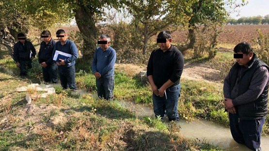 Tori Black bilan guruh pornosini tomosha qiling Rus gey porno film