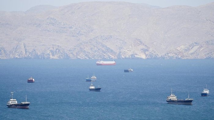 Eron AQSh dengiz blokadasiga harbiy javob berish bilan tahdid qildi