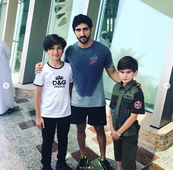 Yoshlar uchun porno kunnilingus anilingus video