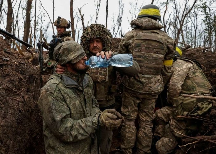 Оғир жанглар: украиналиклар позициялардан чекинди